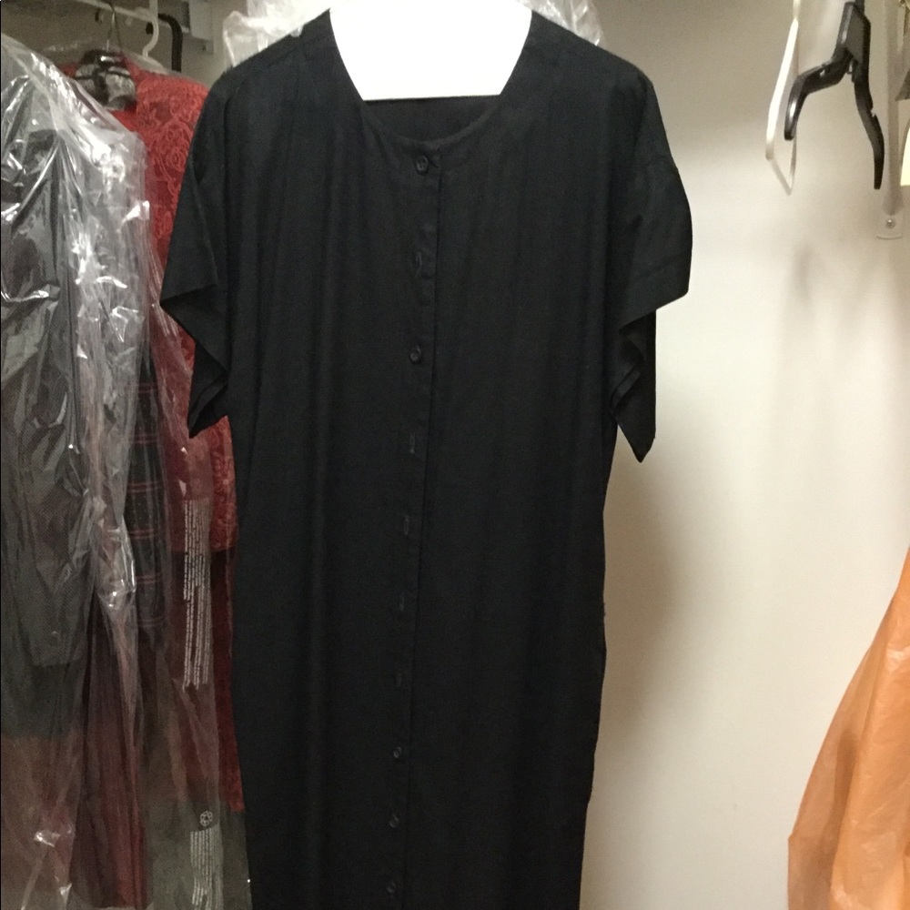Black linen dress with pockets! EUC